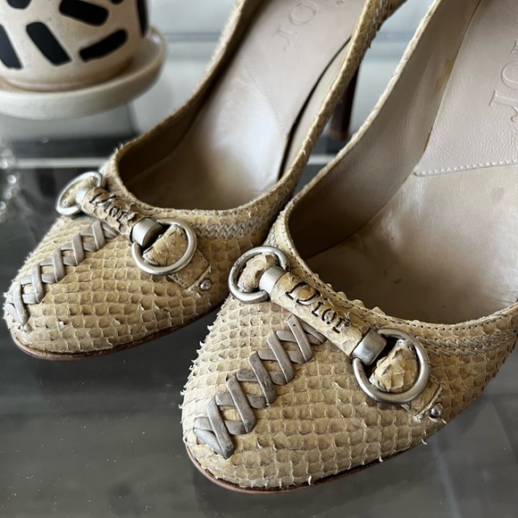 DIOR | MISS DIOR SNAKE SKIN PUMPS (BEIGE) - Picture 7 of 10
